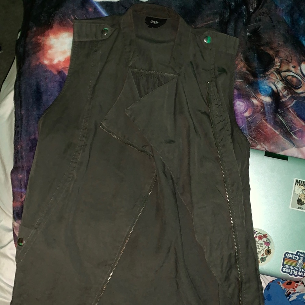 Green Vest!